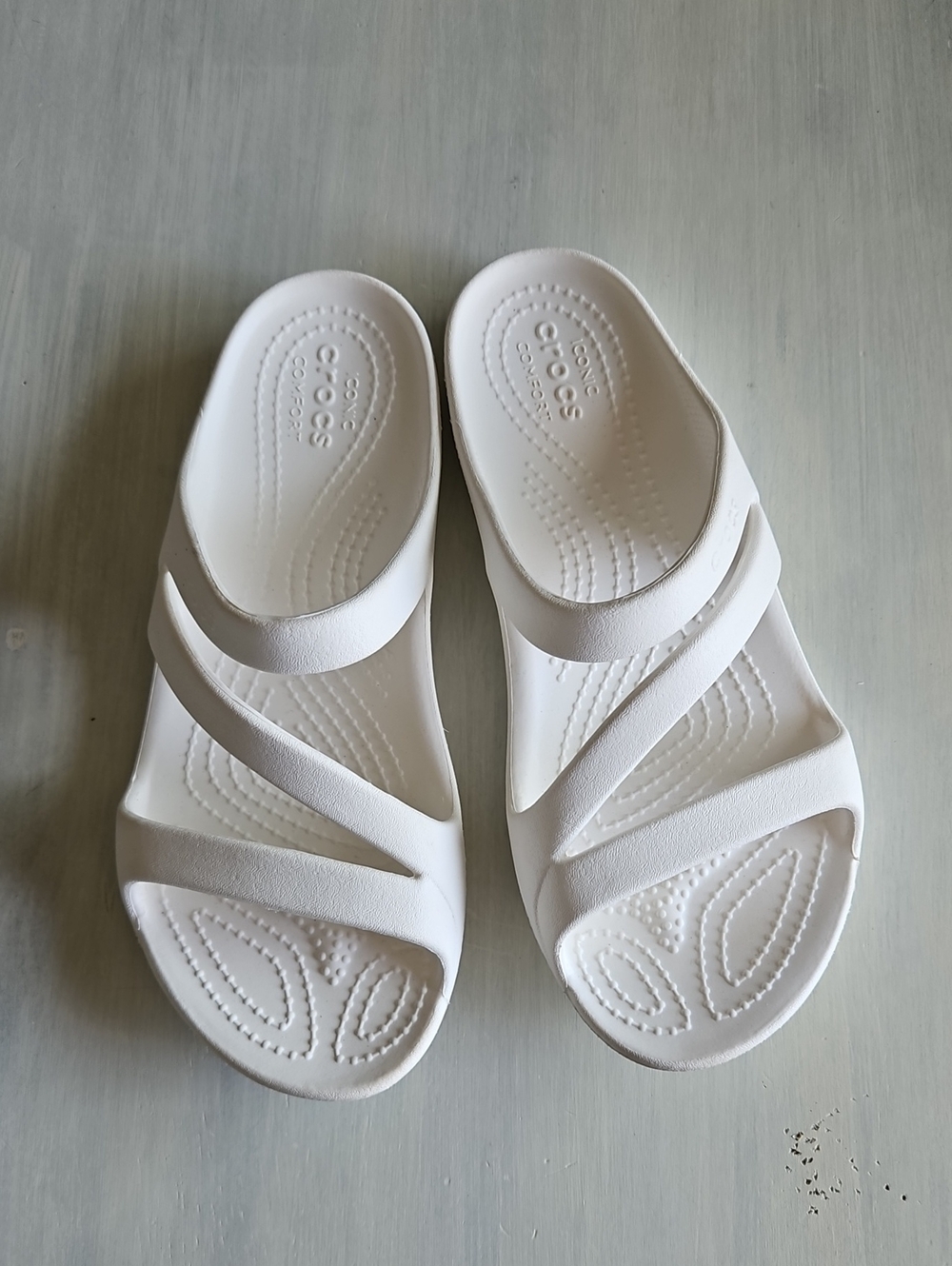 Size 6 CROCS Women's White Strappy Slide Sandals